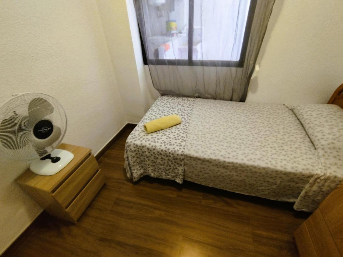 Sunny Flat With Huge Terrace! Close Downtown! Alicante Exterior photo